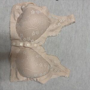 Lace Women's Bra in Soft Beige
